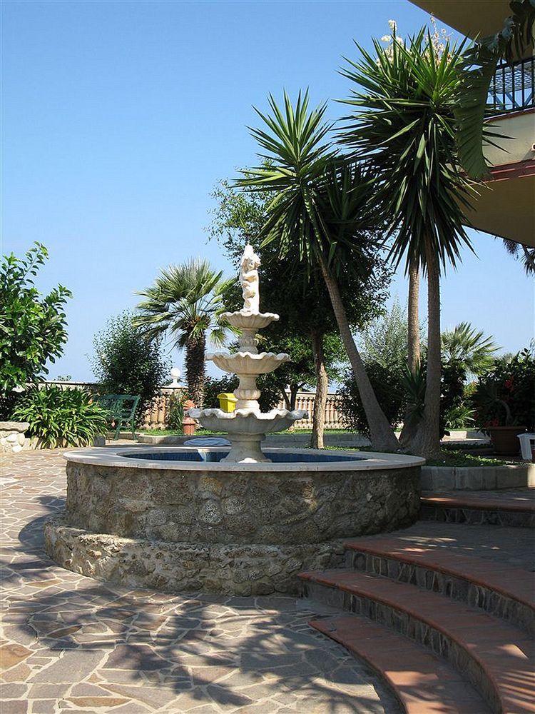 My Villa Eden Torre Ruffa ภายนอก รูปภาพ