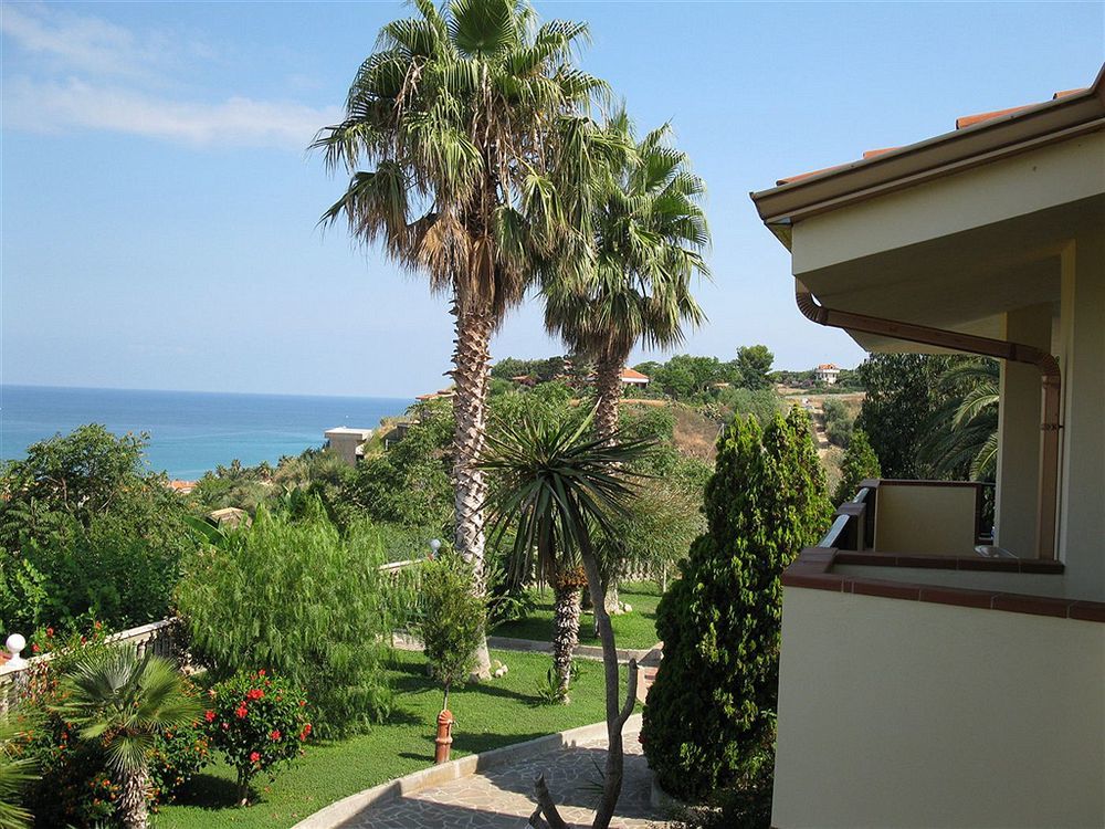 My Villa Eden Torre Ruffa ภายนอก รูปภาพ